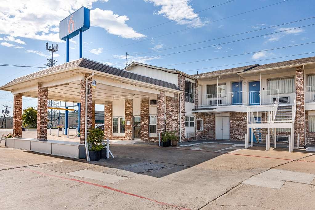 Motel 6 Fort Worth - Northside 外观 照片