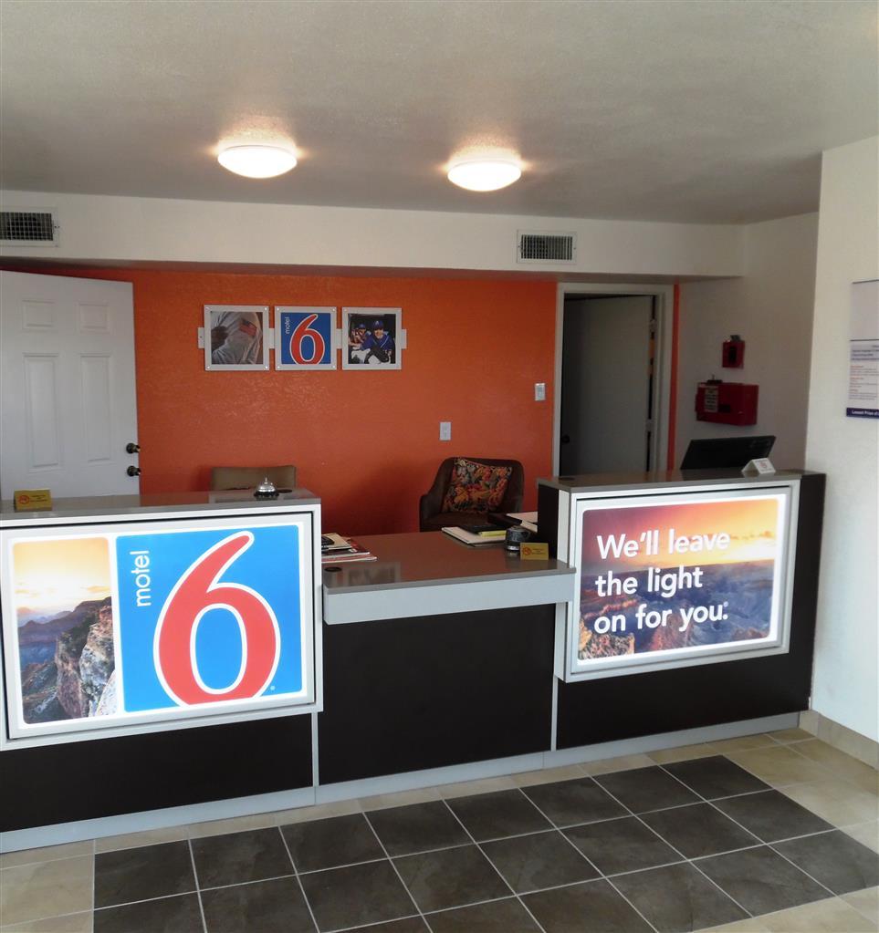 Motel 6 Fort Worth - Northside 内观 照片