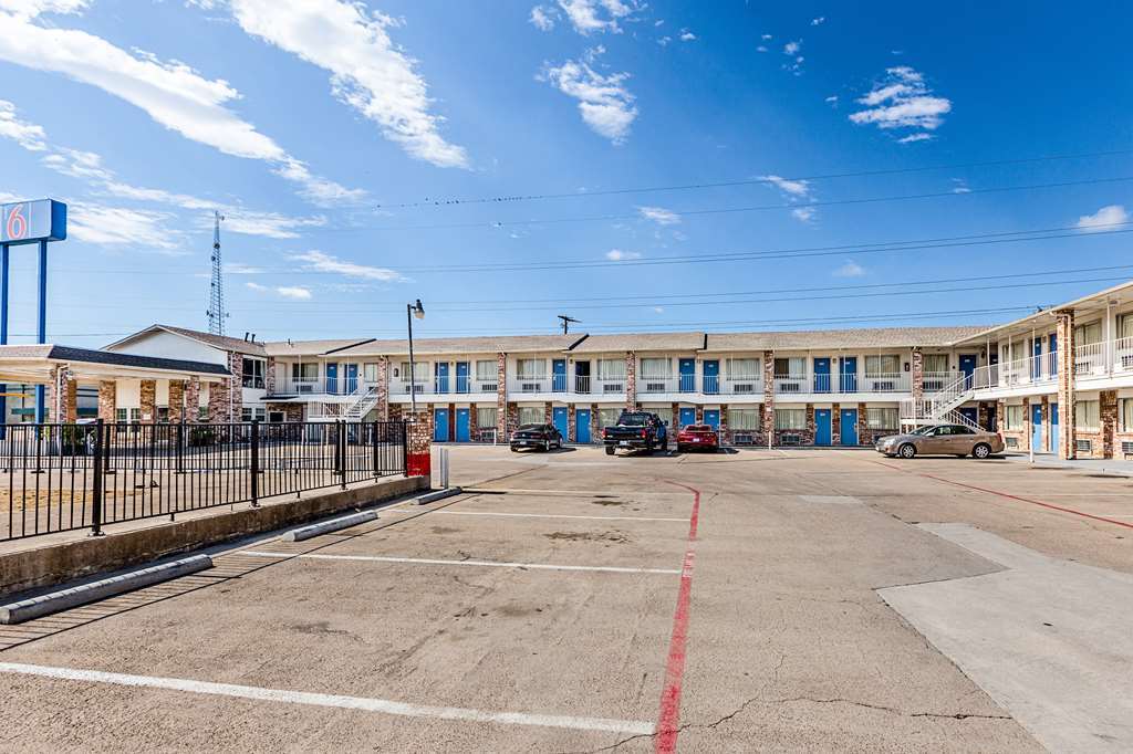 Motel 6 Fort Worth - Northside 外观 照片